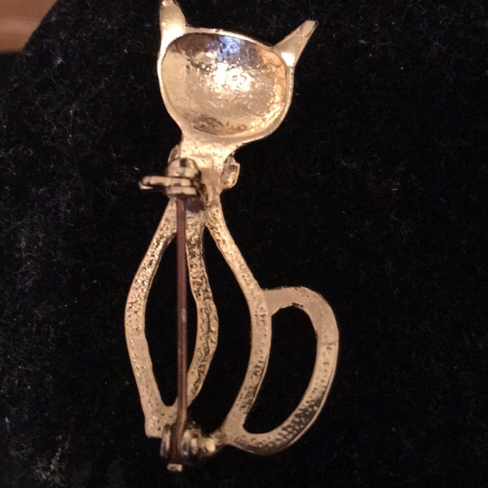 Vintage red enamel kitty cat brooch - Picture 3 of 3